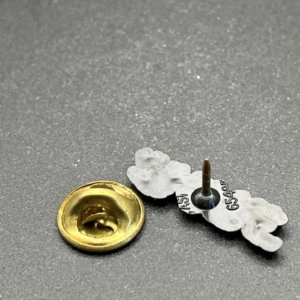 D.A.R.E. DARE Plastic‎ Lapel Hat Pin